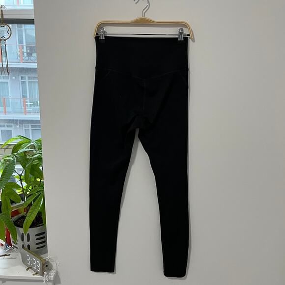 Girlfriend Collective Black Leggings Size Medium - Picture 5 of 5